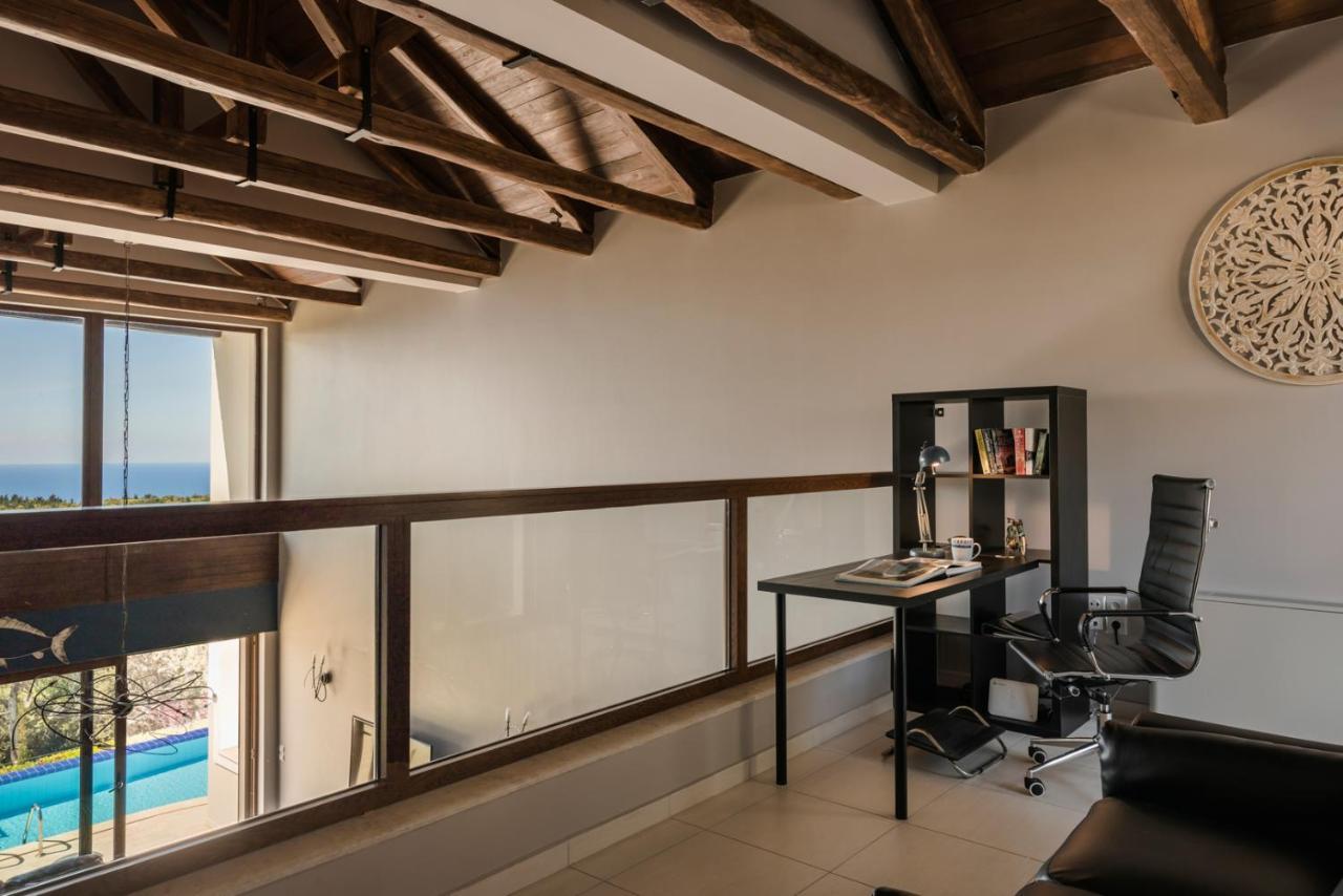 Luxury Villa Karmaniolos Fiskardo Kefalonia Eksteriør billede