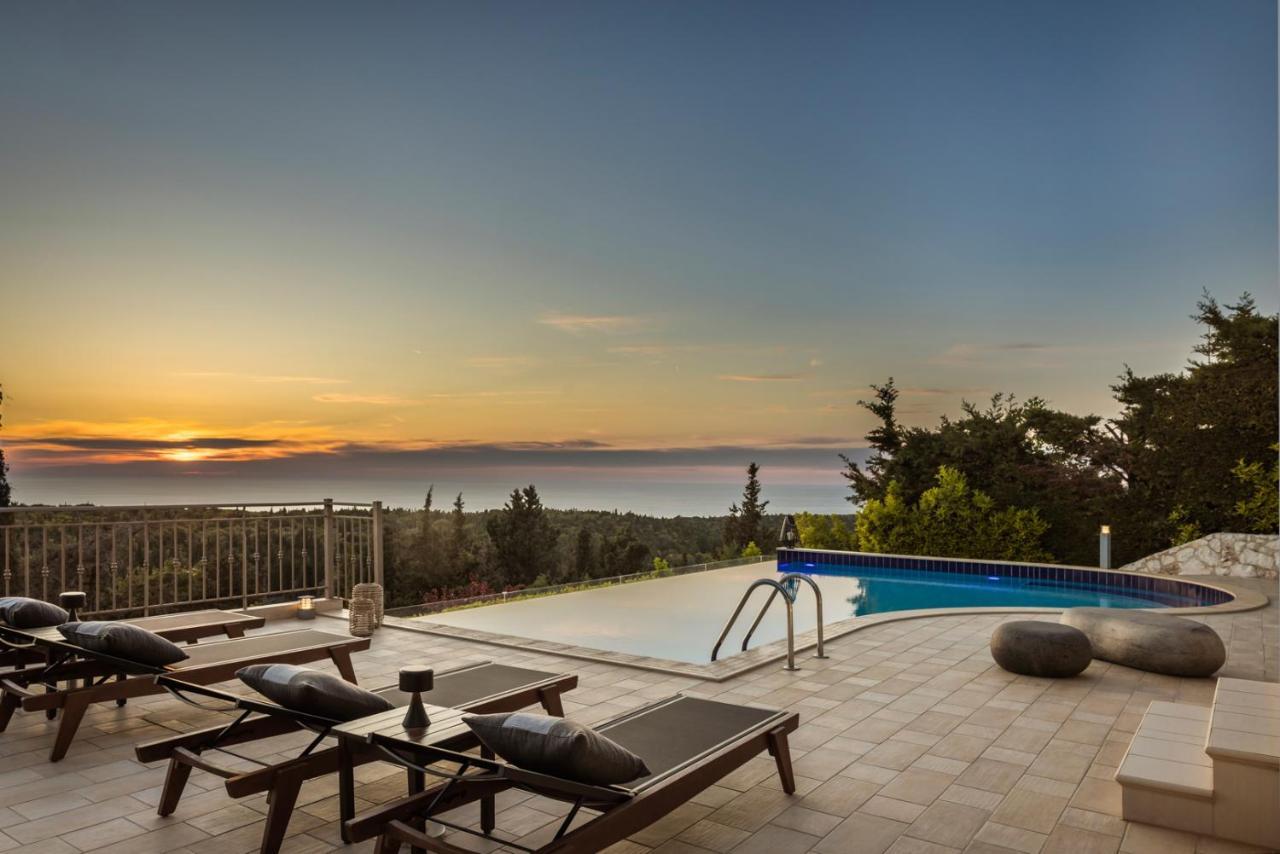 Luxury Villa Karmaniolos Fiskardo Kefalonia Eksteriør billede